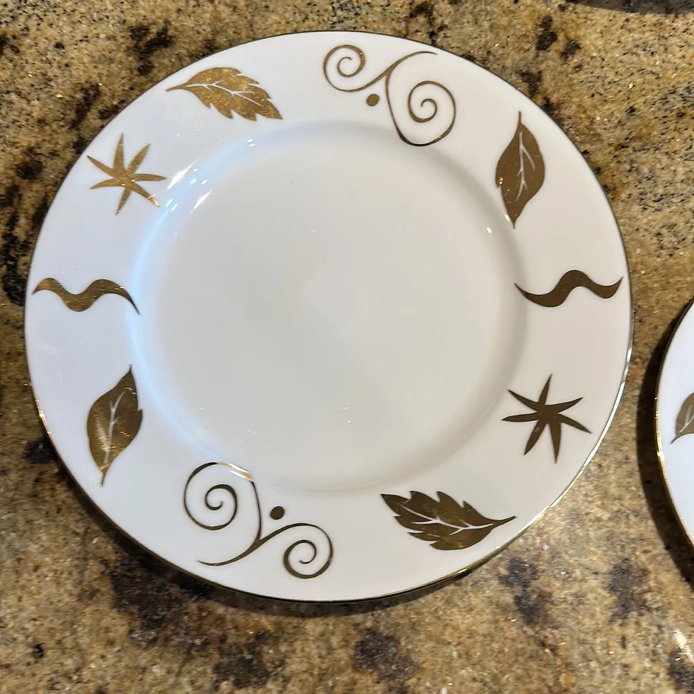 Pier 1 set of 3 plates